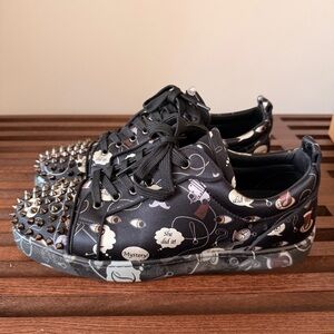 CHRISTIAN LOUBOUTIN - Men's Louis Junior Spikes Flat 43